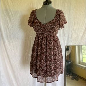 Sheer lined floral dress sz M